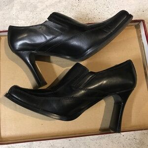 ALDO Heeled Ankle Pump Dress Shoes Women’s Size 6 Black Slip On Square Toe